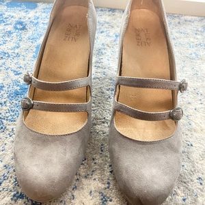 Nauturalizer gray strappy heel sz 11